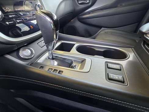Used 2024 Nissan Murano SL FWD image 23