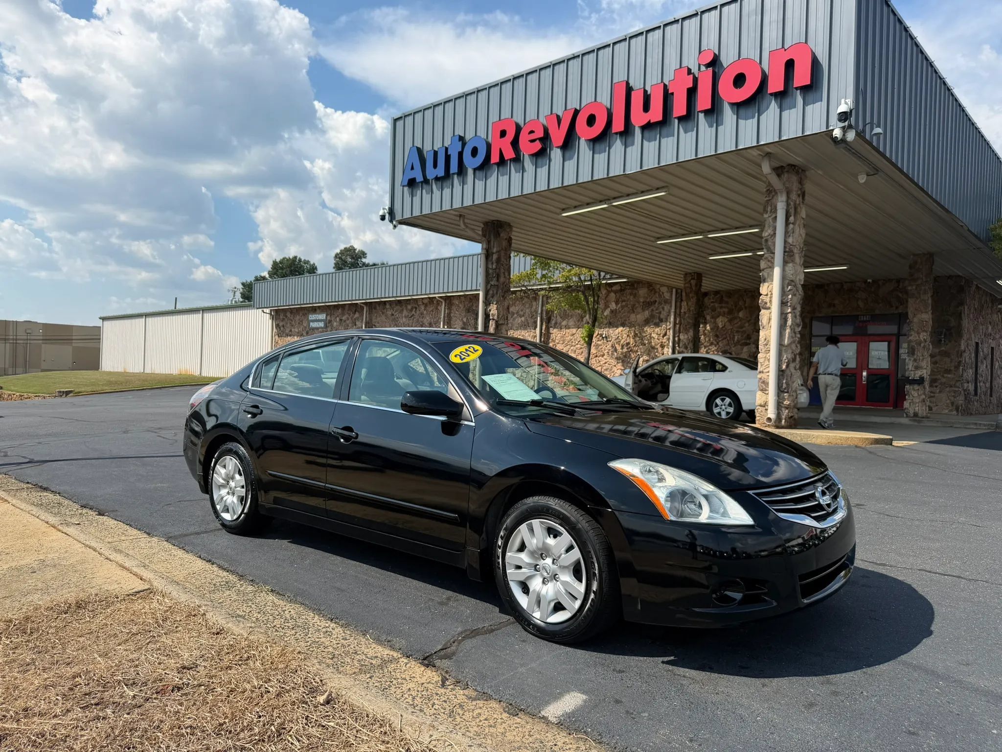 Used 2012 Nissan Altima 2.5 S w/ Value Pkg FWD image 1