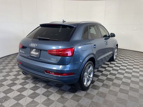 Used 2018 Audi Q3 2.0T Premium w/ Convenience Package AWD/4WD image 3