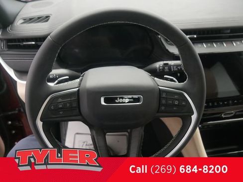 New 2026 Jeep Grand Cherokee Limited w/ Limited Altitude Package AWD/4WD image 27
