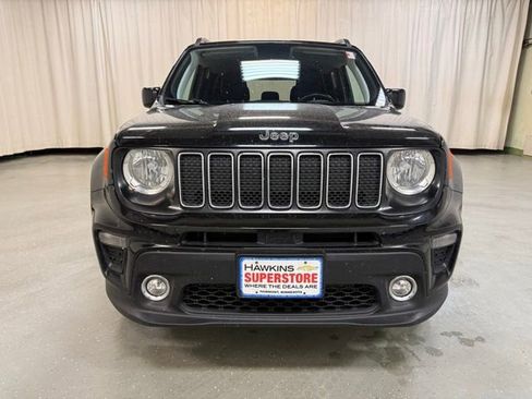 Used 2020 Jeep Renegade Latitude w/ Cold Weather Group AWD/4WD image 12