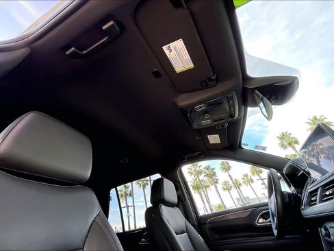 Used 2023 Chevrolet Tahoe Z71 image 13