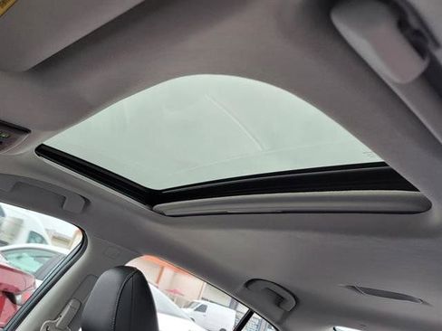 New 2025 Nissan Sentra SR w/ SR Premium Package image 5