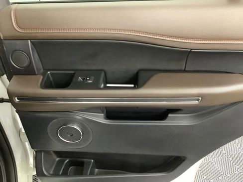 Used 2020 Ford Expedition King Ranch AWD/4WD image 32