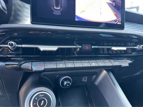 Used 2024 Alfa Romeo Tonale Veloce w/ Premium Interior Package image 26