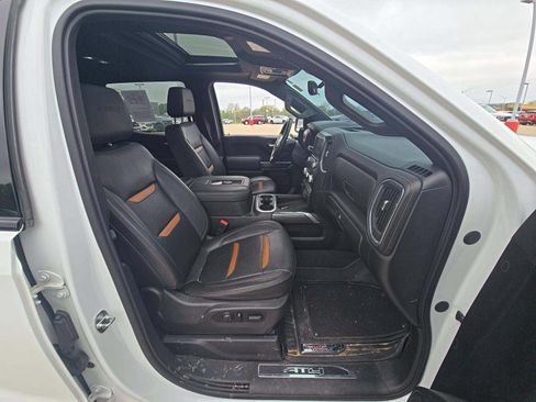 Used 2021 GMC Sierra 1500 AT4 w/ AT4 Premium Package AWD/4WD image 13