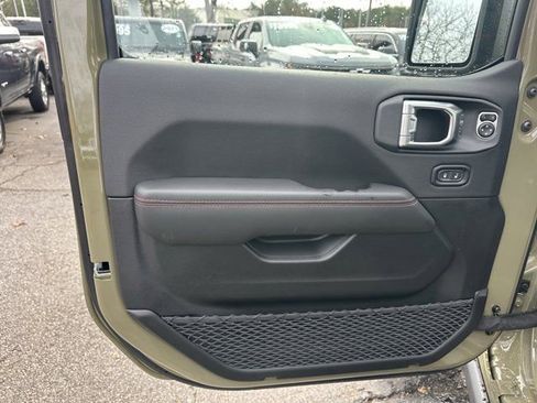 New 2026 Jeep Wrangler Unlimited Rubicon image 10