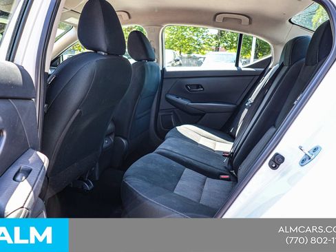Used 2024 Nissan Sentra SV FWD image 18