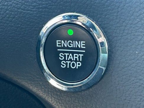 Used 2024 Ford Edge Titanium image 16