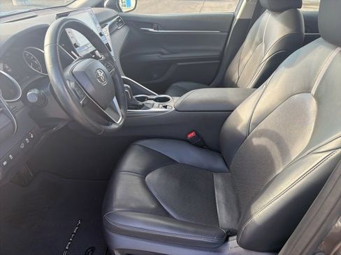 Used 2023 Toyota Camry XLE image 15