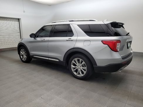 Used 2020 Ford Explorer Limited RWD image 3