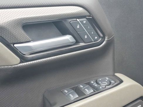 Certified 2025 Chevrolet Silverado 2500 ZR2 w/ ZR2 Bison Edition image 11