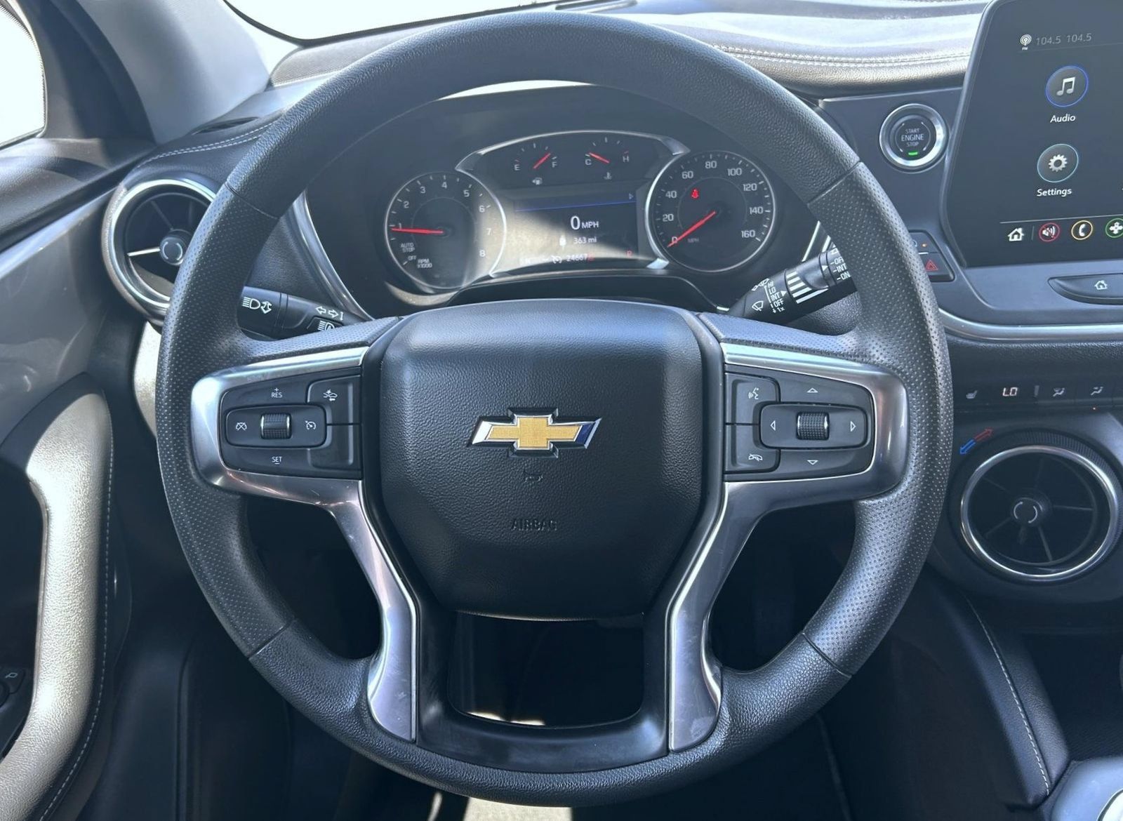 Certified 2025 Chevrolet Blazer LT AWD/4WD image 12