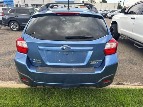 Used 2017 Subaru Crosstrek 2.0i Premium w/ Popular Package #2 AWD/4WD image 4