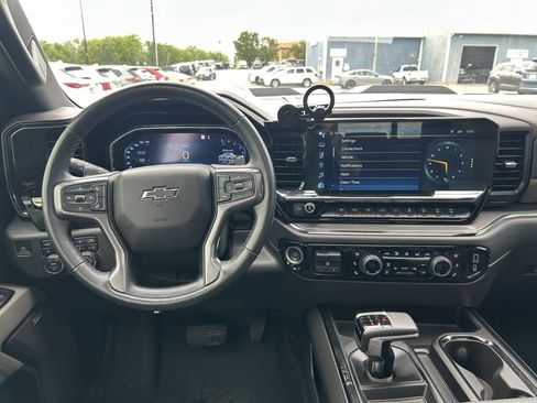 Used 2022 Chevrolet Silverado 1500 ZR2 AWD/4WD image 12