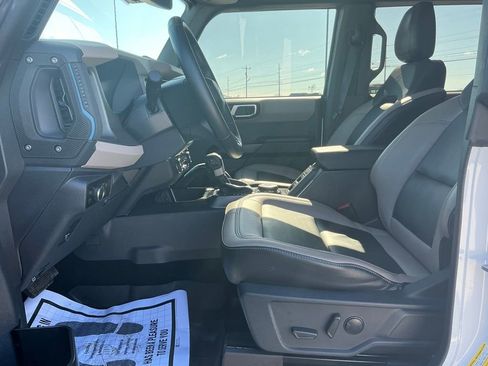 Used 2024 Ford Bronco Wildtrak image 21