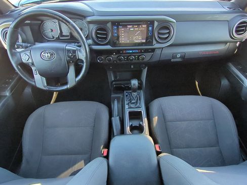 Used 2016 Toyota Tacoma 4x4 Double Cab image 15