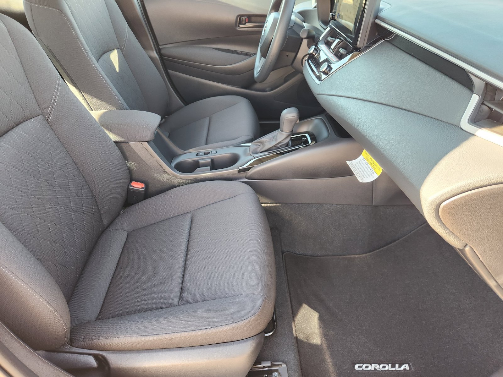 New 2027 Toyota Corolla LE FWD image 15