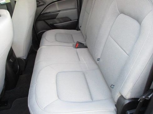 Used 2018 Chevrolet Colorado W/T w/ WT Convenience Package AWD/4WD image 35
