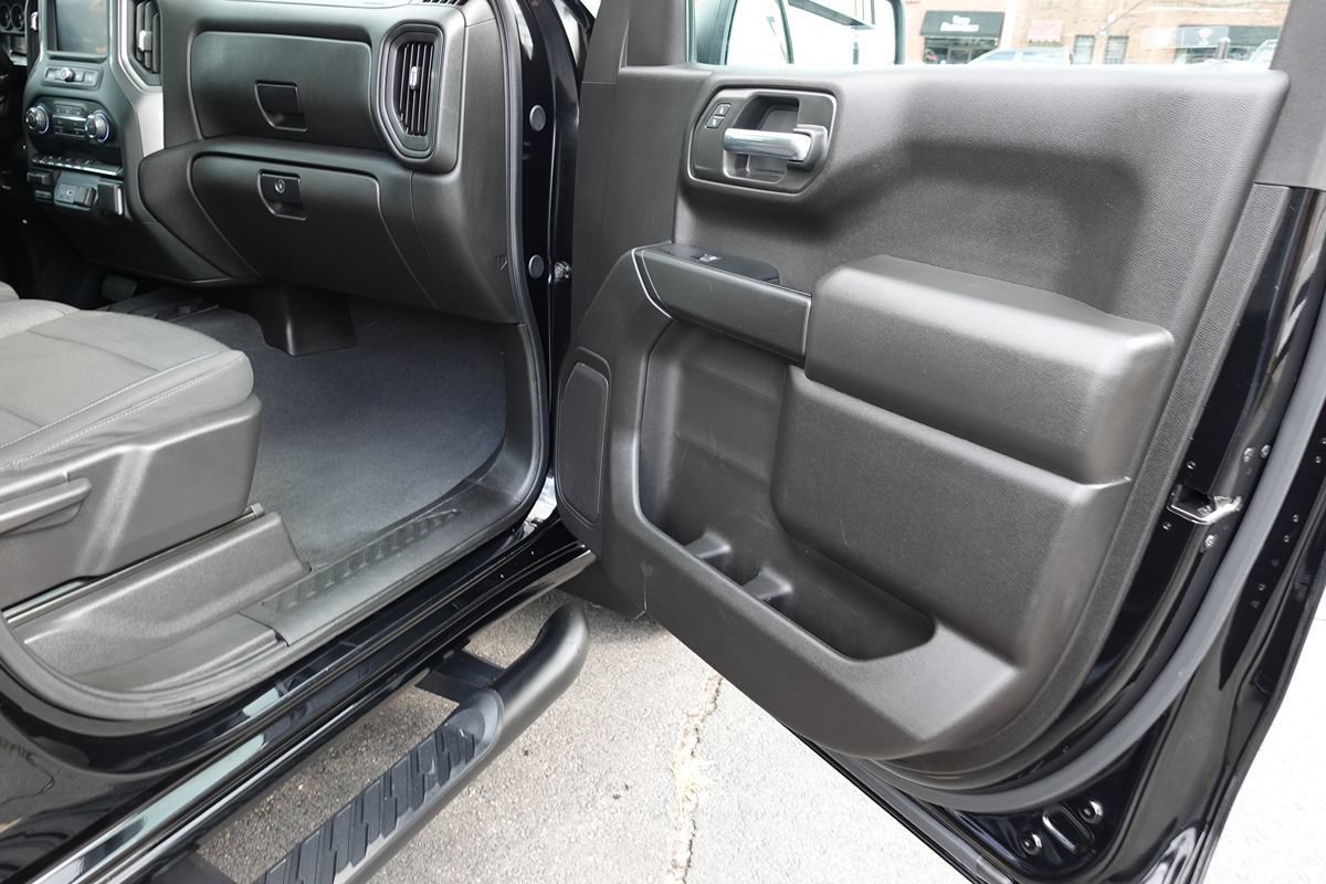 Used 2024 Chevrolet Silverado 1500 Custom AWD/4WD image 30