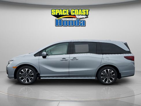 New 2026 Honda Odyssey Elite image 6