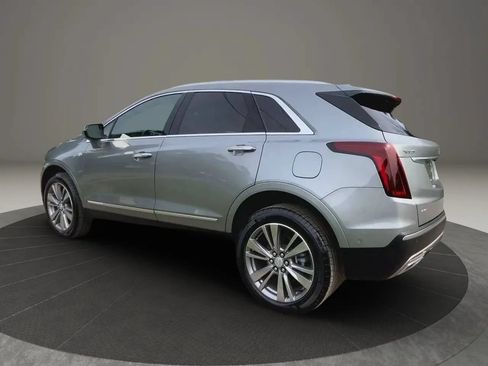 Used 2024 Cadillac XT5 Premium Luxury w/ Technology Package AWD/4WD image 2