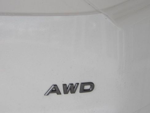 New 2025 Nissan Rogue SV image 9