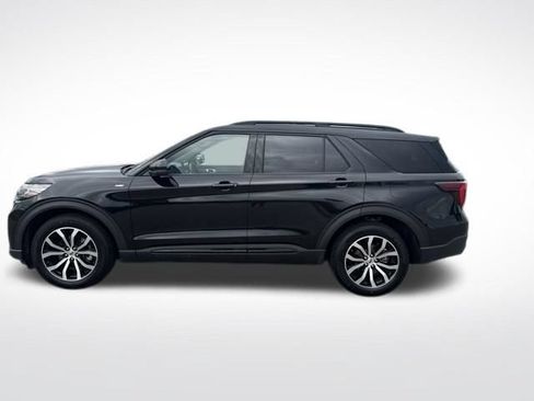 Used 2025 Ford Explorer ST-Line AWD/4WD image 2