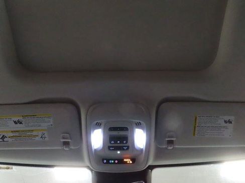 Used 2024 Buick Envision Avenir AWD/4WD image 26