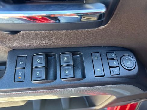 Used 2014 Chevrolet Silverado 1500 LTZ Z71 image 17