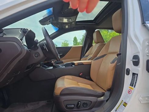 Used 2019 Lexus ES 350 w/ Premium Package FWD image 14