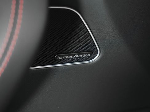 New 2024 Maserati Levante GT Ultima image 30