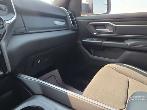 Used 2025 RAM 1500 Big Horn AWD/4WD image 19