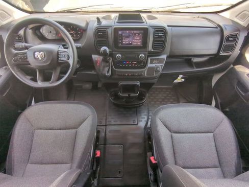 Used 2025 RAM ProMaster 2500 w/ Convenience Group FWD image 16