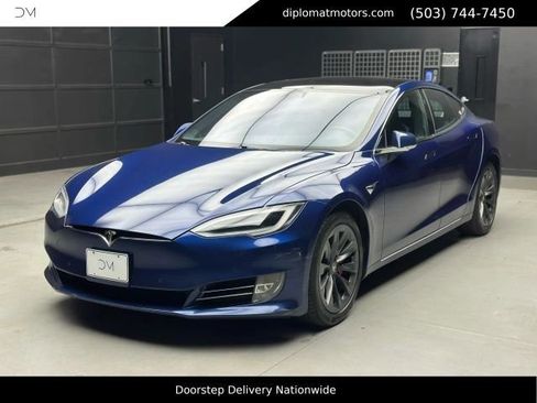 Used 2019 Tesla Model S Performance AWD/4WD image 1