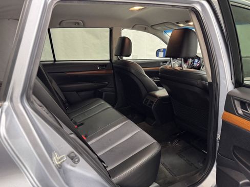 Used 2013 Subaru Outback 2.5i Limited w/ Popular Pkg 1A image 27