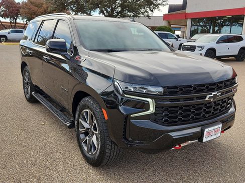 Used 2024 Chevrolet Tahoe Z71 w/ Off-Road Capability Package image 6