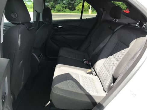 Certified 2024 Chevrolet Equinox LT FWD image 18