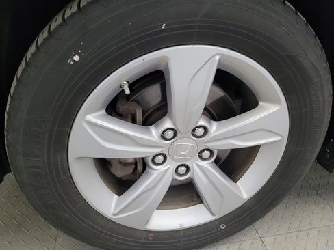 Used 2018 Honda Odyssey EX-L image 31