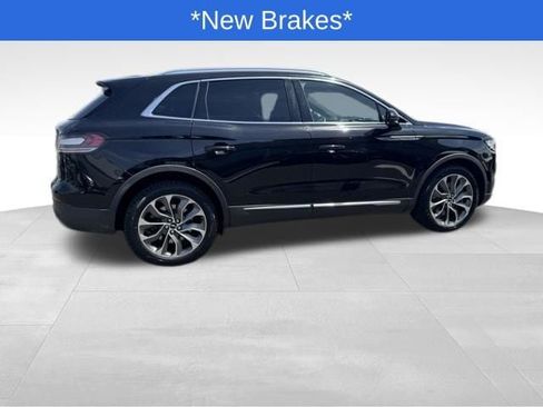 Certified 2022 Lincoln Nautilus Reserve AWD/4WD image 3