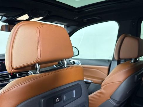 Used 2023 BMW X5 xDrive40i w/ Executive Package image 22