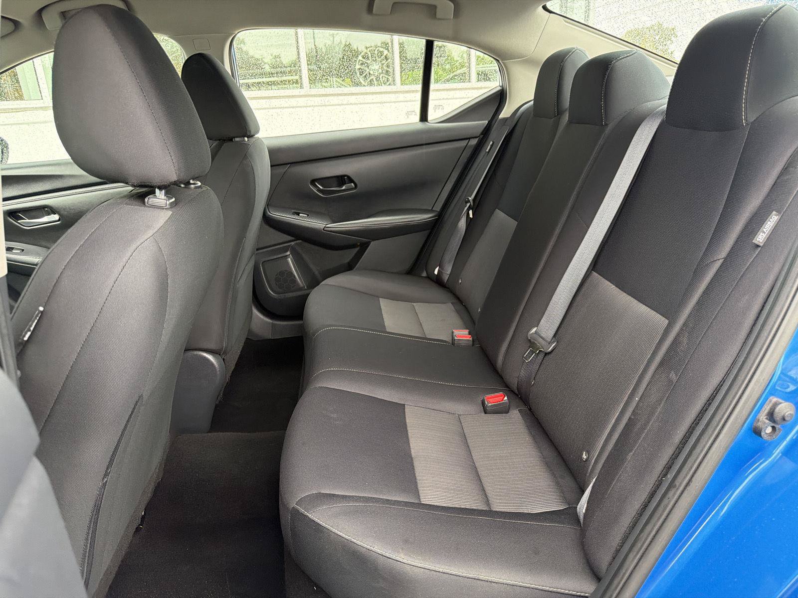 Used 2025 Nissan Sentra SV FWD image 33