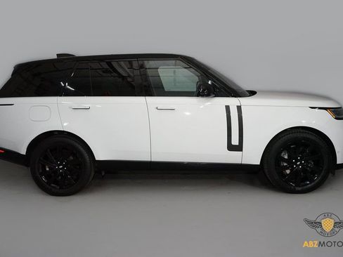 Used 2023 Land Rover Range Rover SE image 4