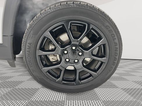 Used 2022 Jeep Compass Altitude image 29