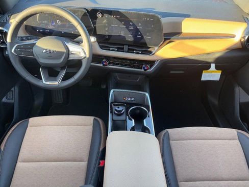 New 2026 Chevrolet Equinox ACTIV image 7