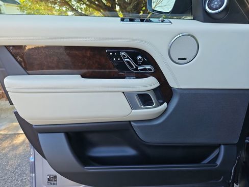 Used 2021 Land Rover Range Rover Westminster Edition image 29