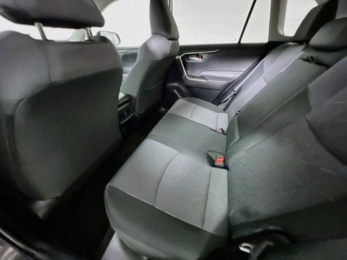 Used 2025 Toyota RAV4 XLE w/ Convenience Package FWD image 29