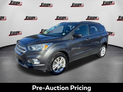 Used 2018 Ford Escape SE w/ SE Sync 3 Package