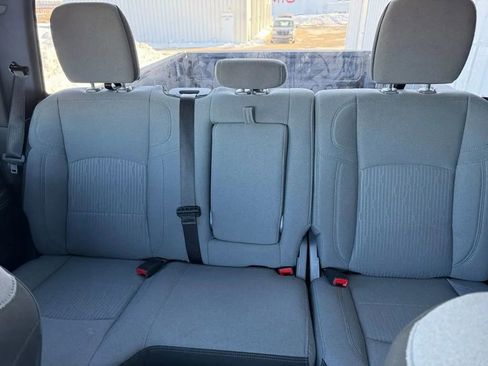 Used 2024 RAM 2500 Big Horn w/ Bed Utility Group image 19