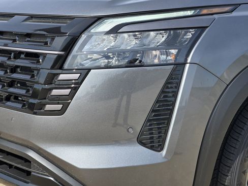 New 2026 Nissan Pathfinder SV AWD/4WD image 10